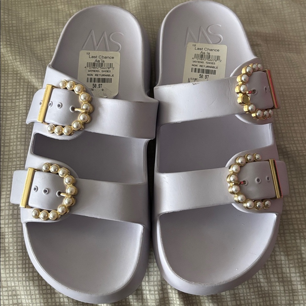 Stuart Weitzman Pearl Embellished Sandals in Light Purple
